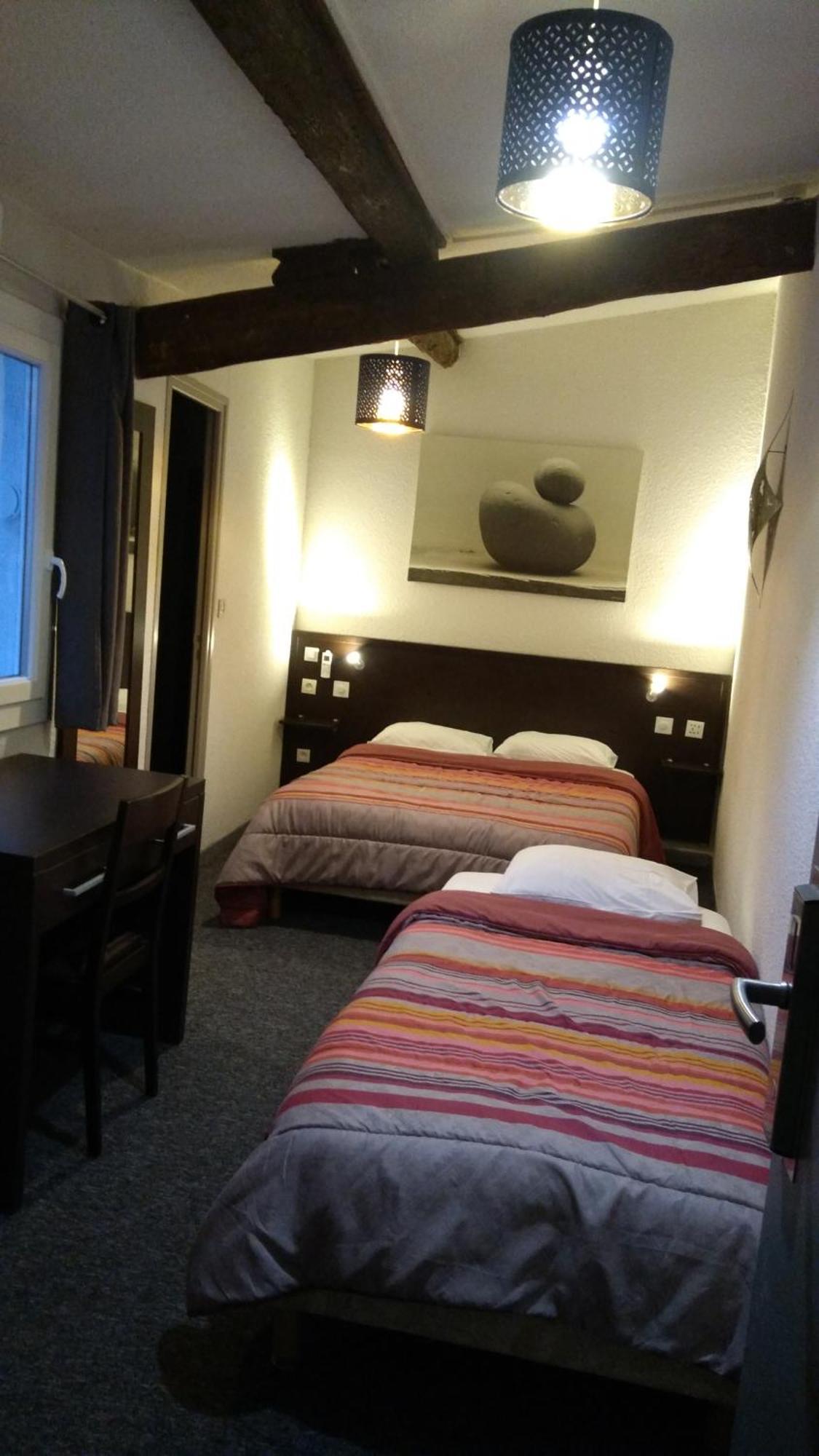 Hotel Center